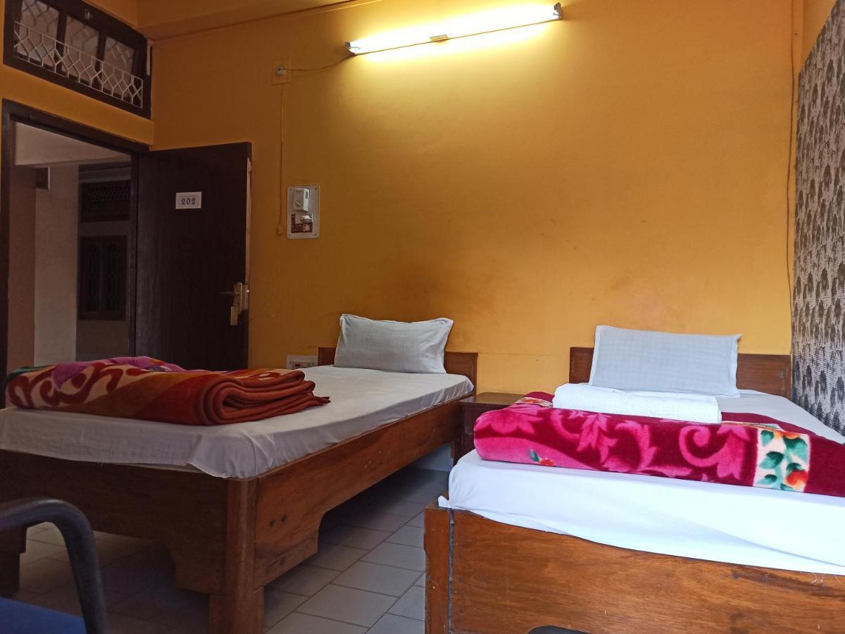Hotel Aane Itānagar Esterno foto